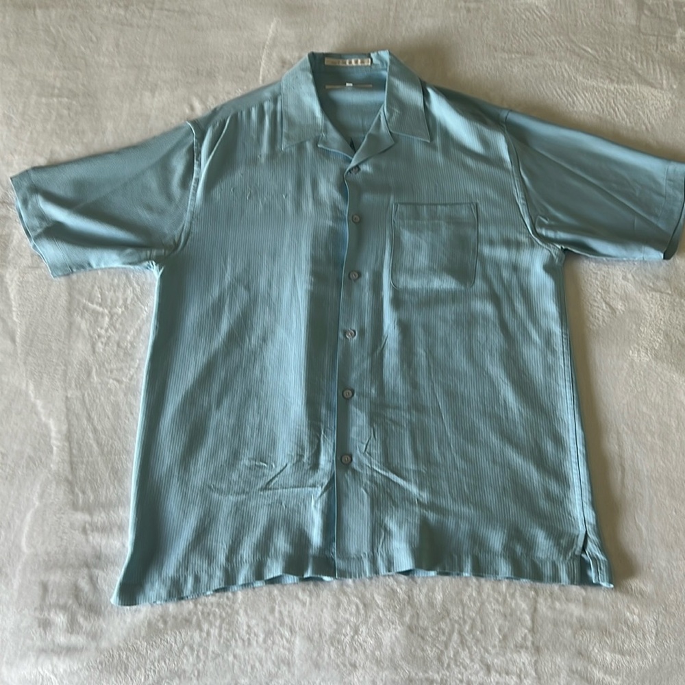 Perry Ellis Silk Men’s Short Sleeve Baby Blue Button Down Shirt Size M